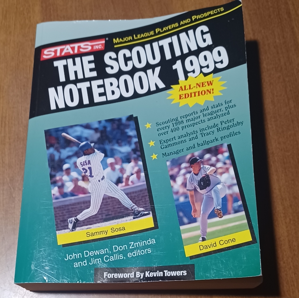 EUC Vintage MLB "The Scouting Notebook 1999" by Stats Inc.